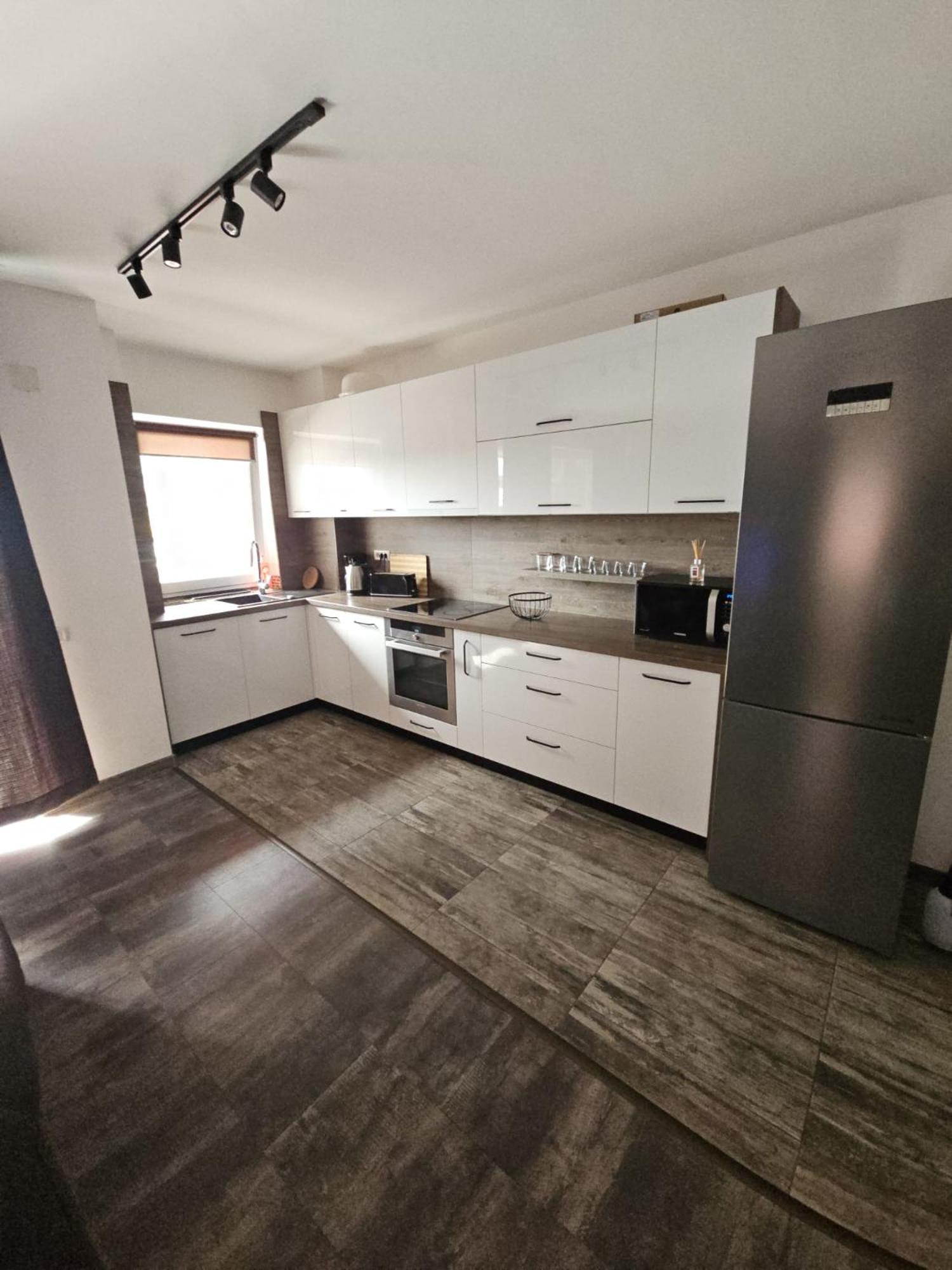 Lotus Area On Apartment Oradea Exterior photo
